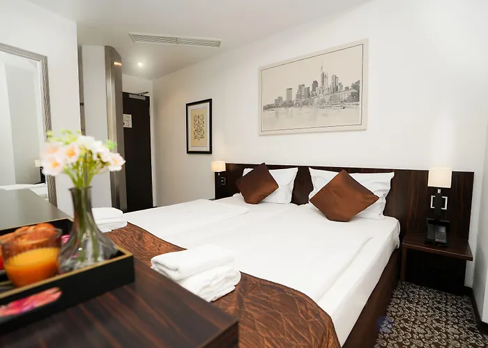 The Atrium Hotel 4*