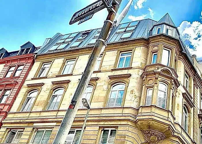 The Atrium Отель